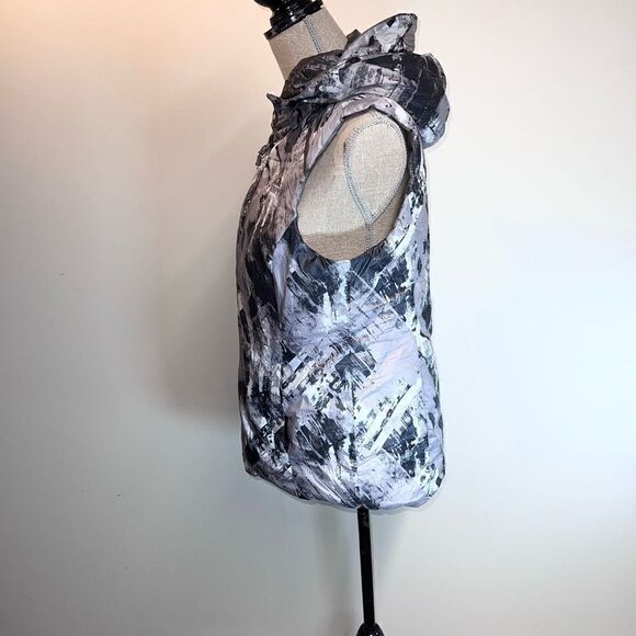 NWOT GERRY Reversible Packable Down Vest Womens M - Picture 4 of 11